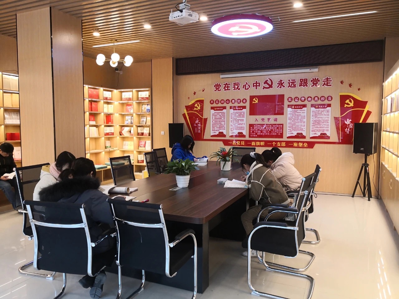 �й�����ɳ�����·js95(�ɷ�)���޹�˾-Official website